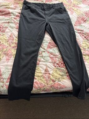 American Eagle Outfitters Black Skinny Strech Trouser Pants Size 16 (worn once!)